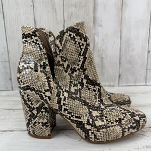 Steve Madden Womens Rookie Heeled Boots Faux Leather Snake Embossed Size 6